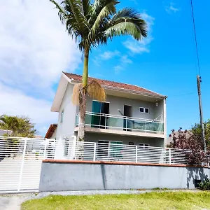 Casa de Férias Lindo Sobrado C/ Piscina E Conforto Próximo Do Mar, Itapoa (Santa Catarina)